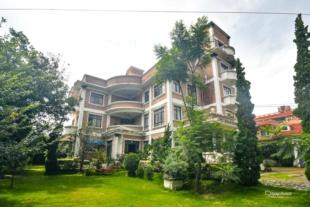 Spacious Bungalow : House for Rent in Thulo Bharyang, Kathmandu-image-2